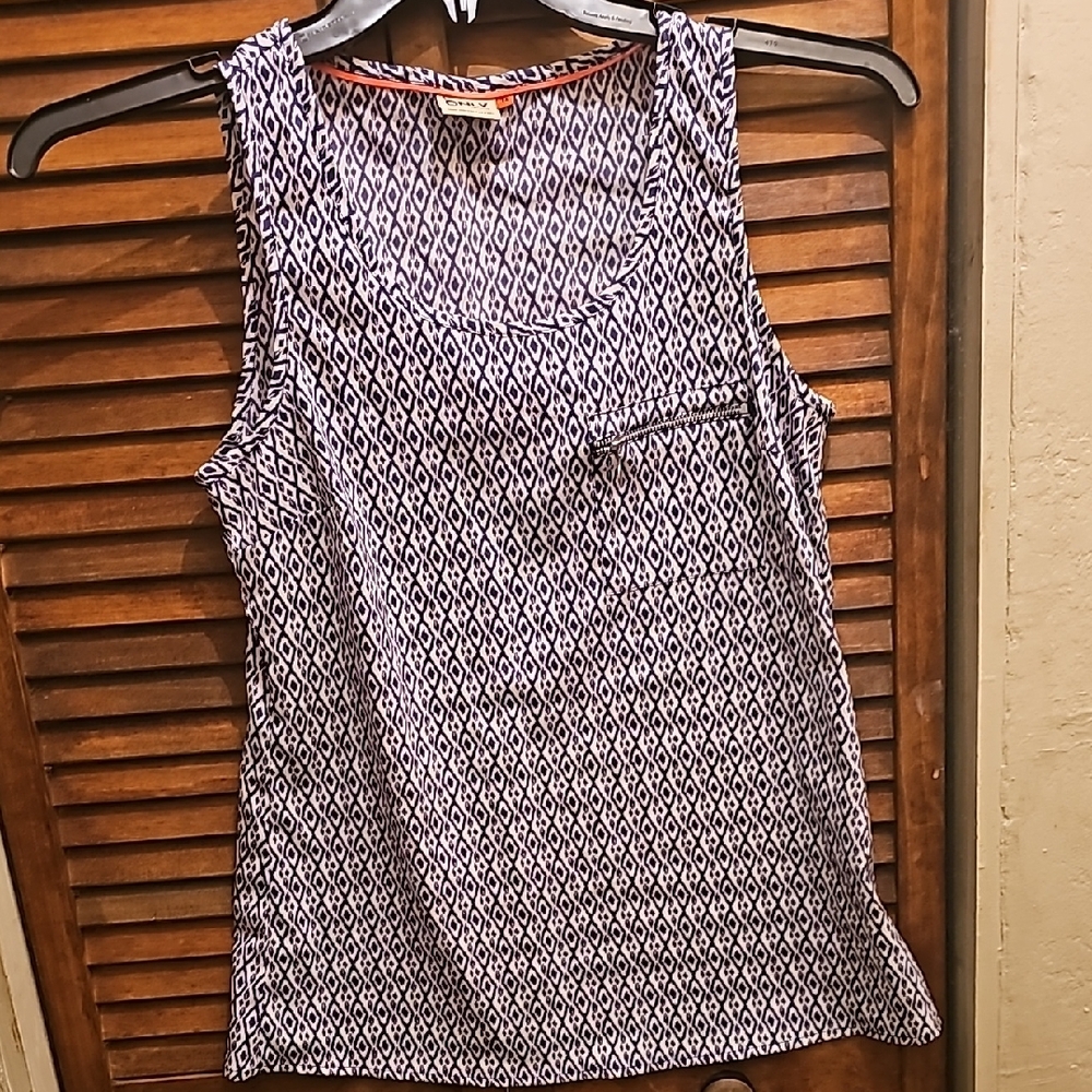 Only Sleeveless Tank Top